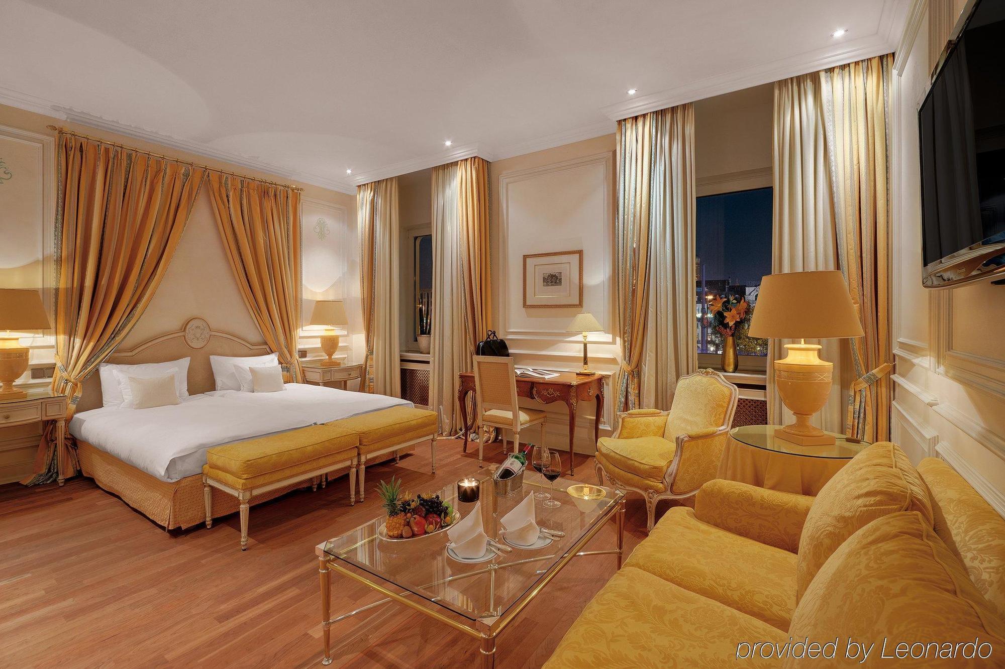 Hotel Koenigshof 뮌헨 객실 사진