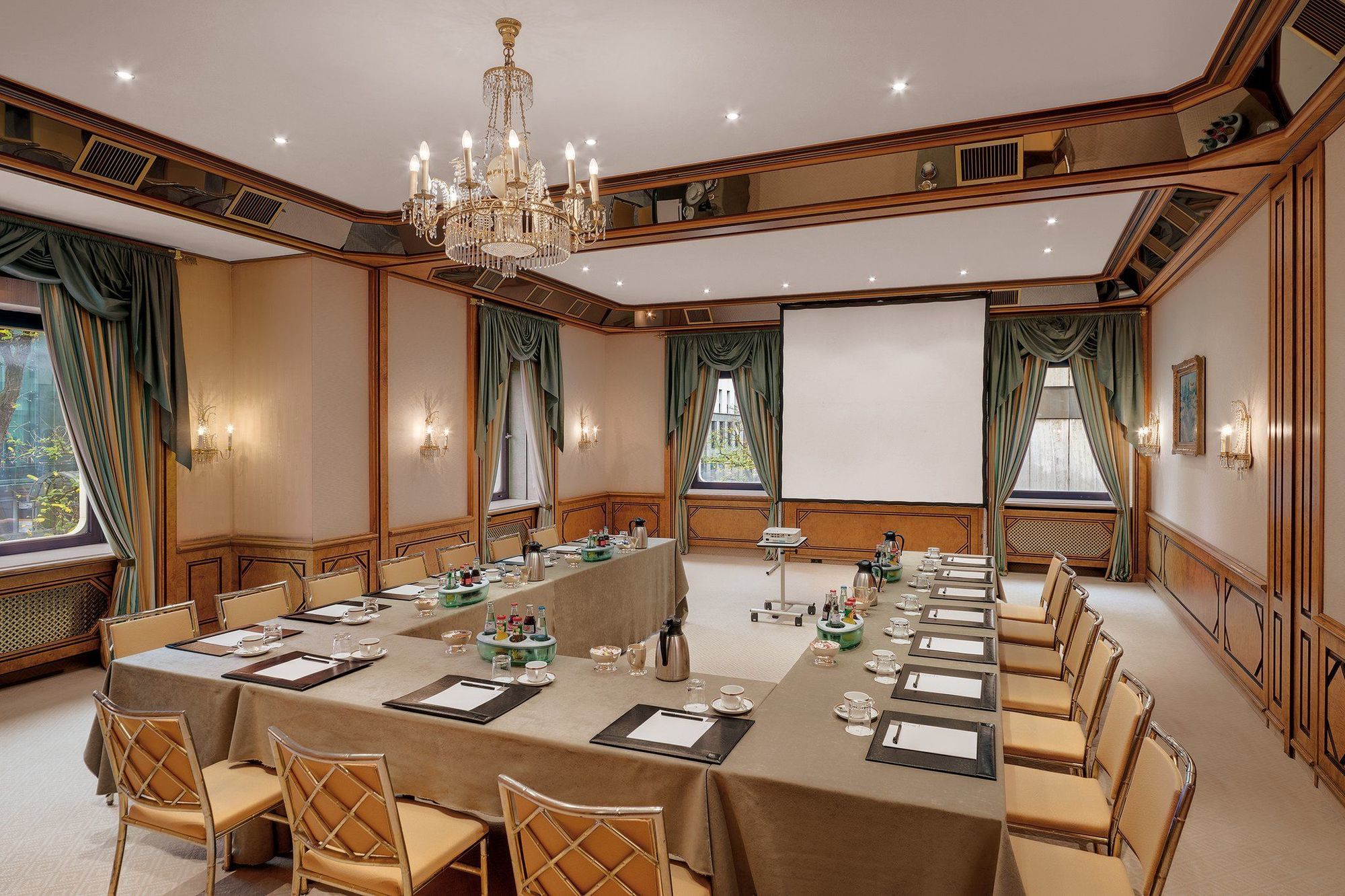 Hotel Koenigshof 뮌헨 사업 사진